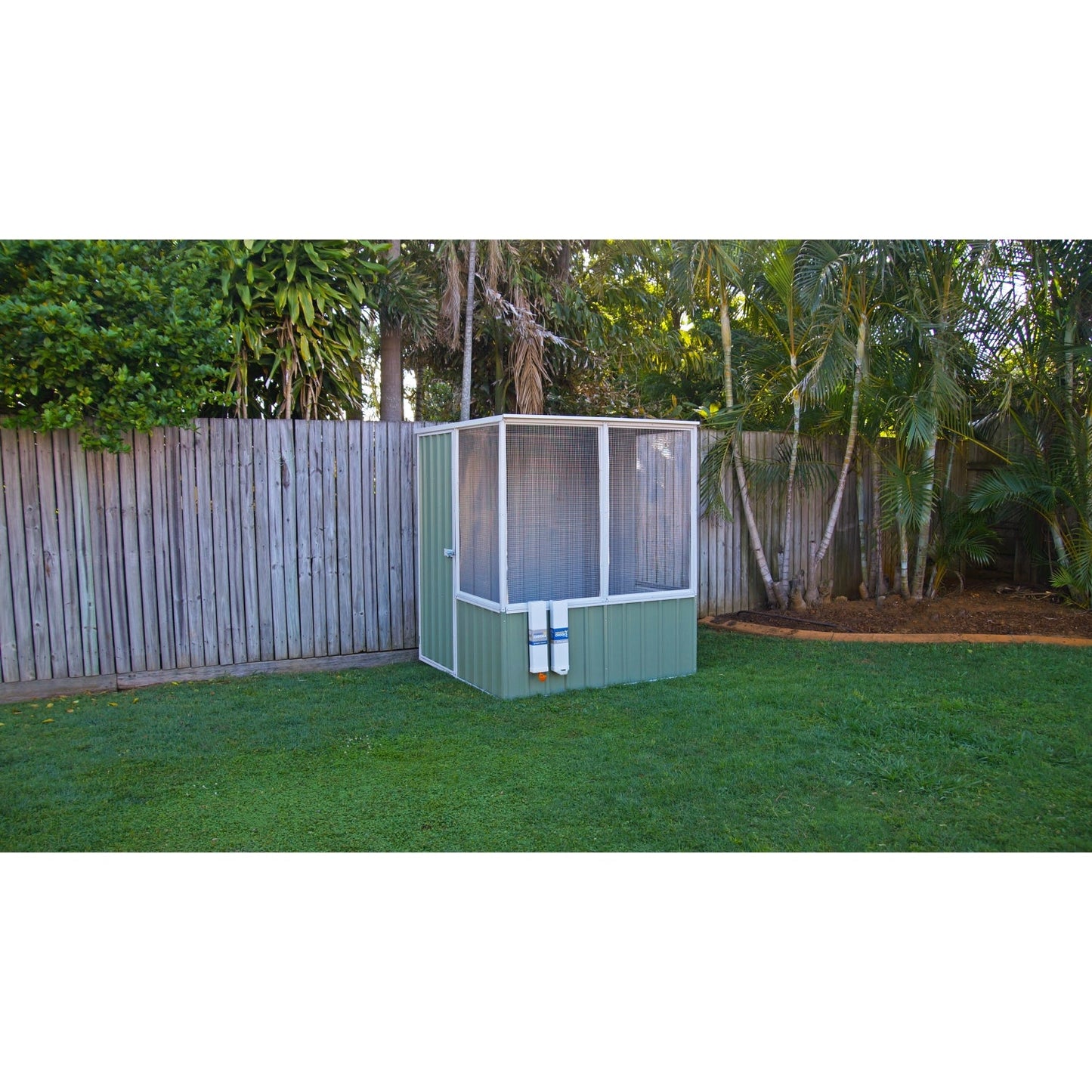 Absco | 5' Wide Chicken Coop - Pale Eucalypt